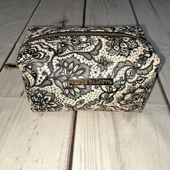 Vince Camuto Cosmetic Makeup Toiletry Travel Bag Pouch Lace Look - Picture 2 of 9